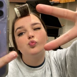 Meet your Posher, Abbie